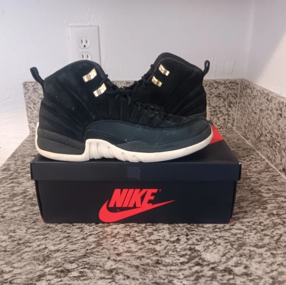 Nike Air Jordan Retro 12 - Picture 3 of 3